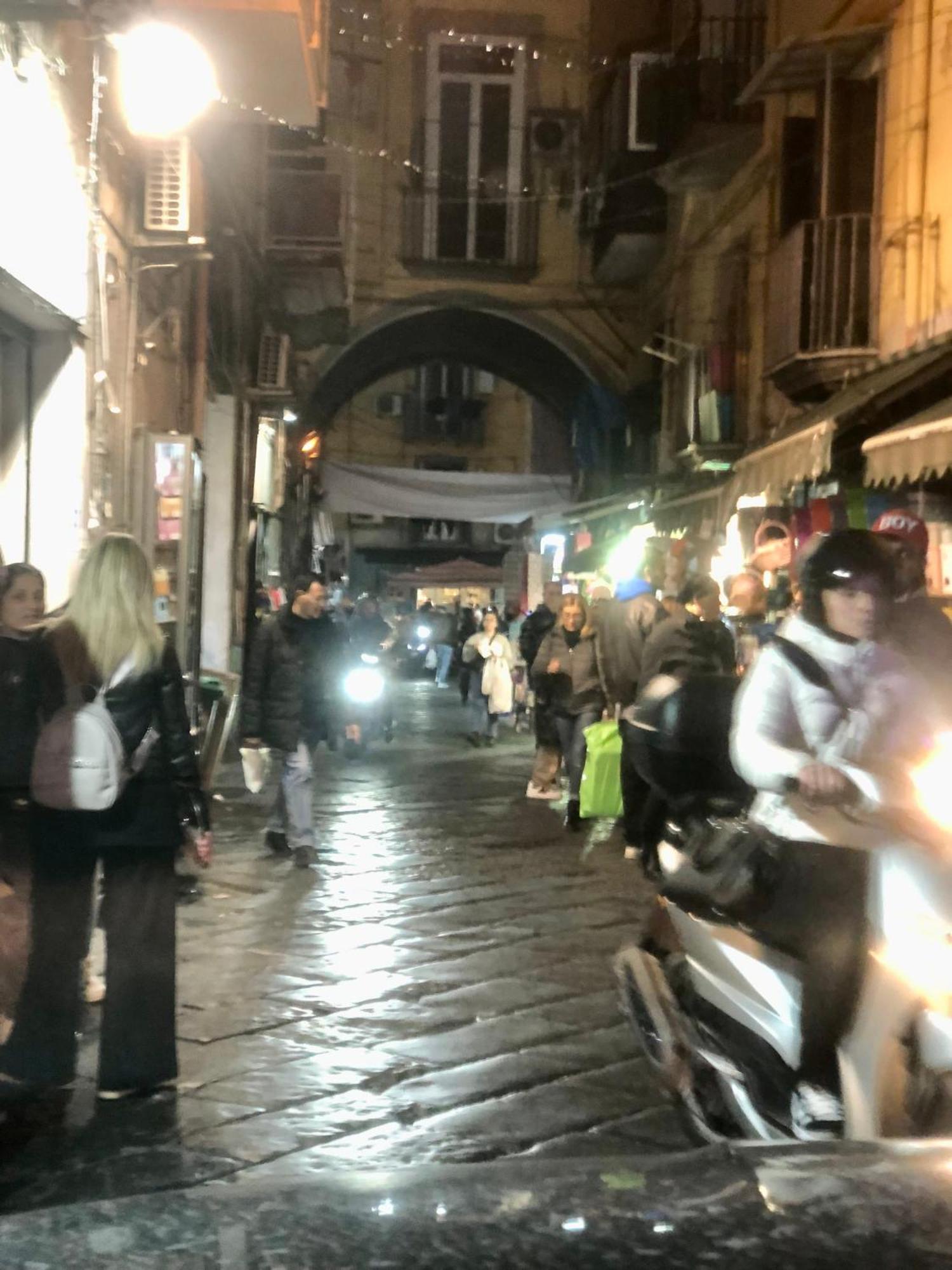 Appartamento Casa Kiro Napoli Esterno foto